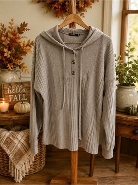 CURE Ribbed Hooded Henley Sweater – Women’s Size L – Cozy Sweater